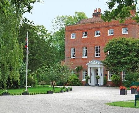 Гостьовий будинок Mulberry House Ongar Екстер'єр фото