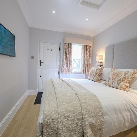 Гостьовий будинок Mulberry House Ongar Екстер'єр фото