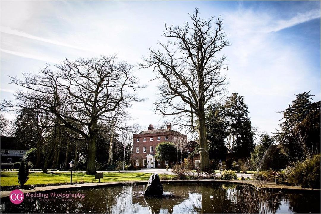 Гостьовий будинок Mulberry House Ongar Екстер'єр фото