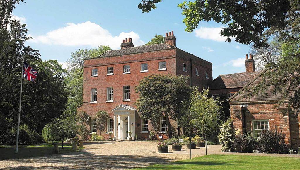 Гостьовий будинок Mulberry House Ongar Екстер'єр фото
